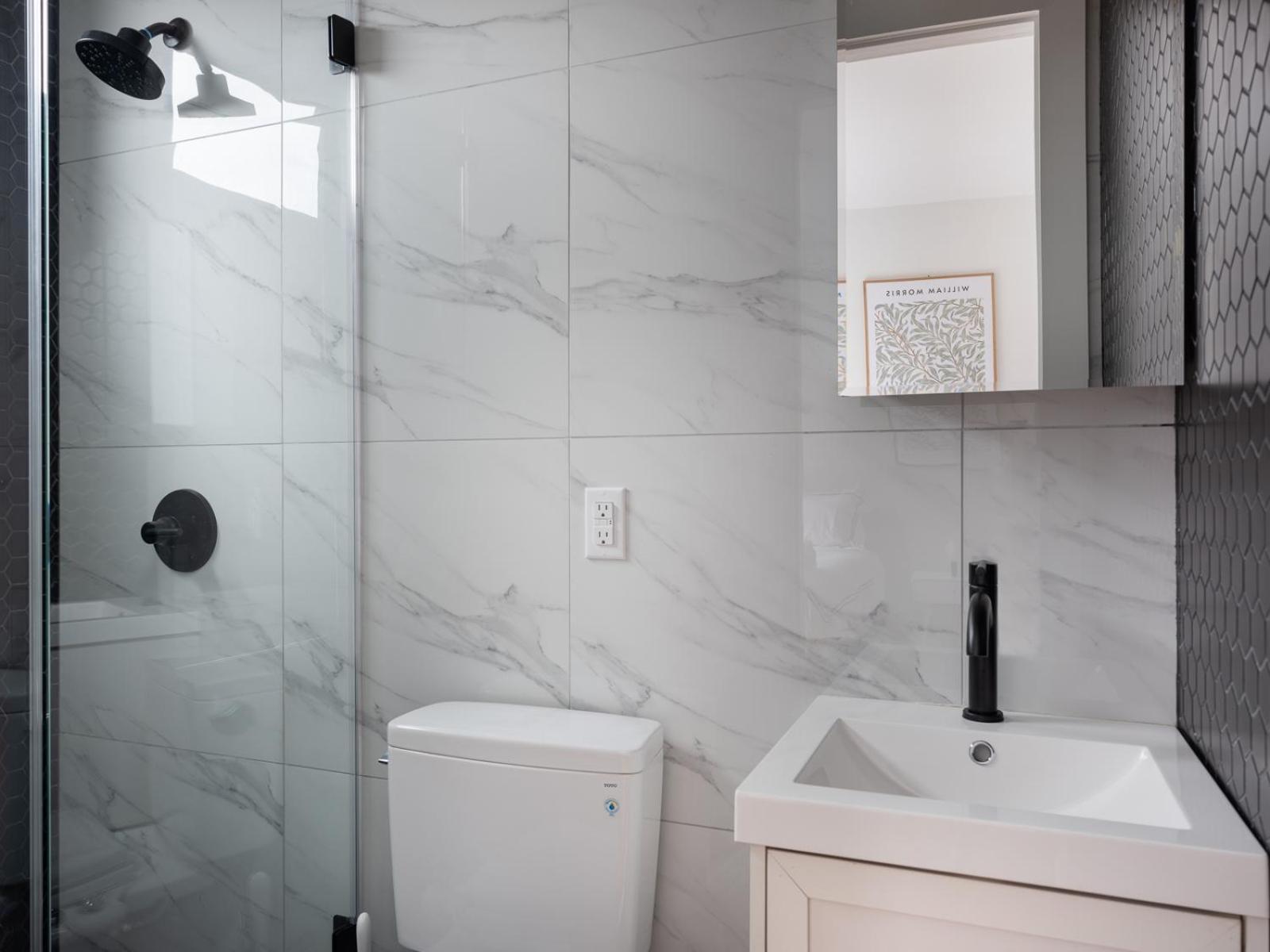 Three Bedroom Brooklynite Suite! New York Exteriör bild